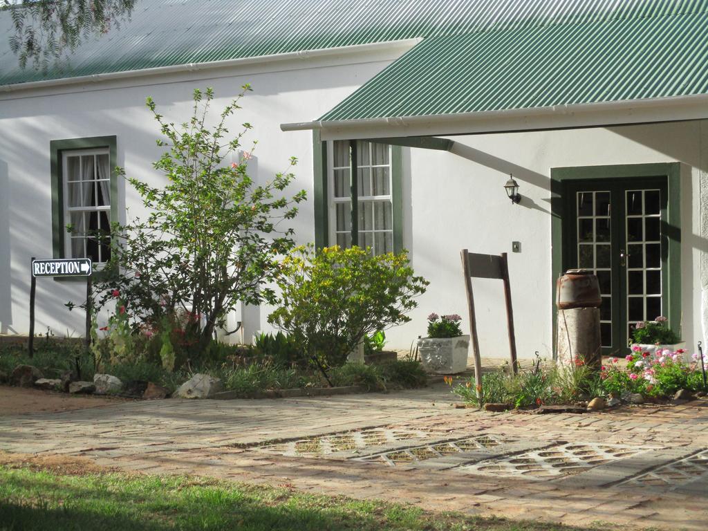 Van Rhyn Guest House Vanrhynsdorp Экстерьер фото